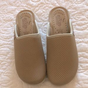 Womens Fly Flot mesh clog slip on slide shoe size 8